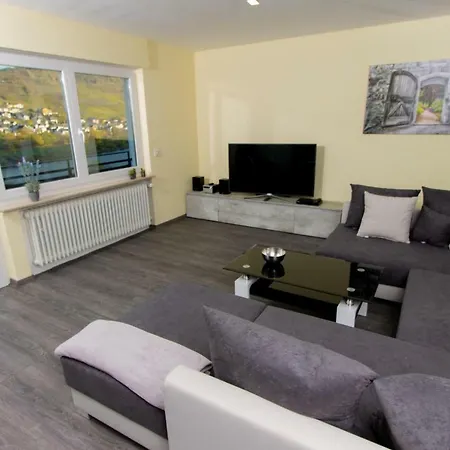 T. Muellers | Nr. 1 Kövenig