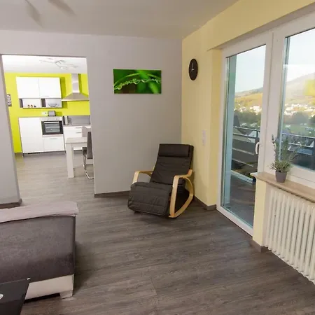 T. Muellers | Nr. 1 Kövenig