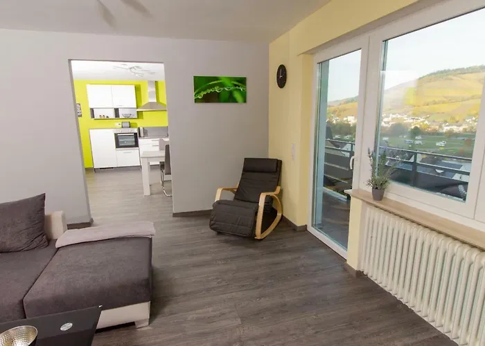 T. Muellers | Nr. 1 Kövenig